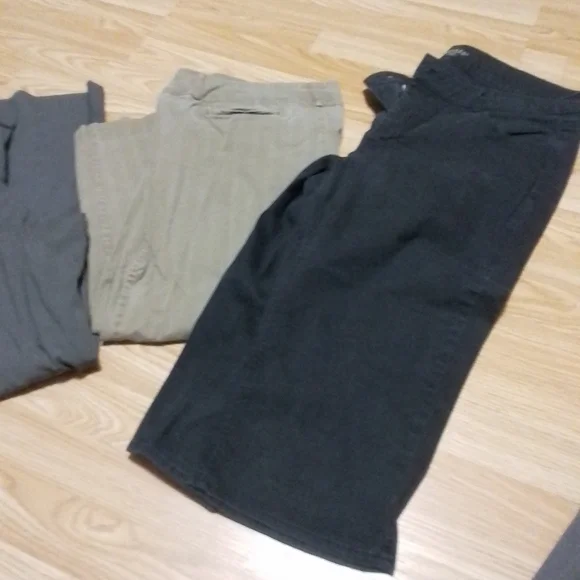 3 pairs ladies pants - Picture 5 of 8